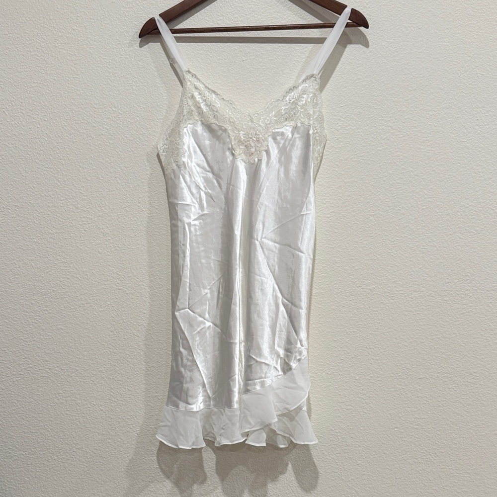 Oscar de la Renta White Lace Trim Chemise - Picture 4 of 9